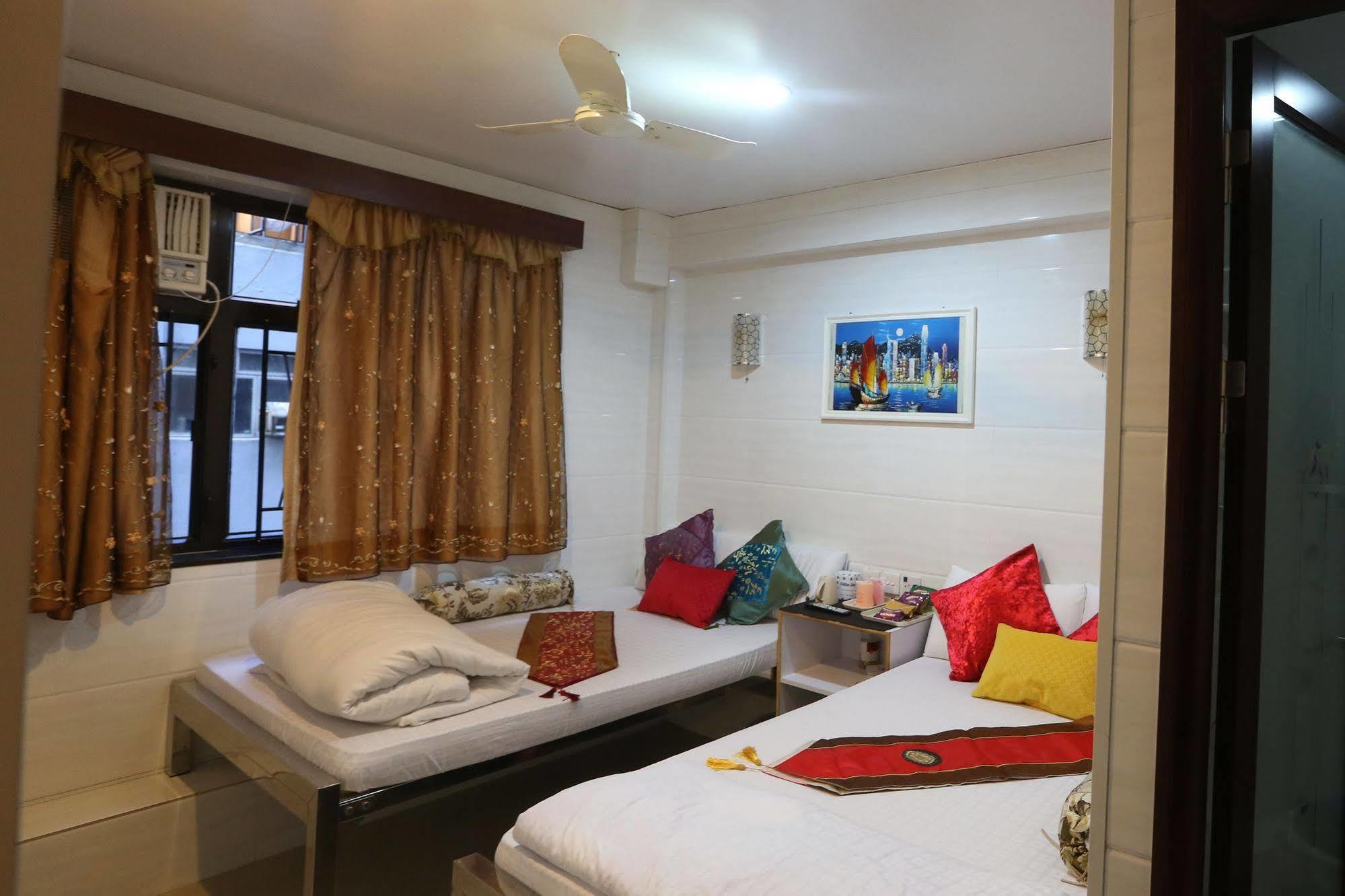 Temple Street Hotel Kowloon  Exterior photo